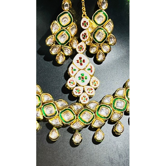 KUNDAN NECKLACE