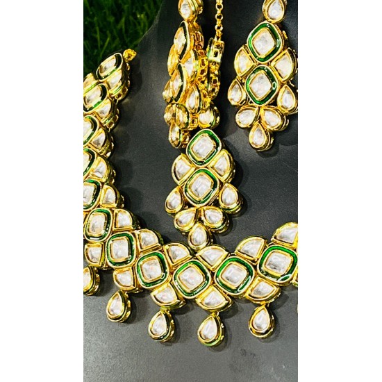 KUNDAN NECKLACE